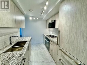 Building Photo - 505 Glencairn Ave