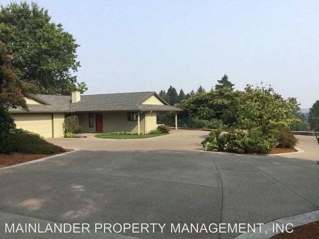 Foto del edificio - 3 br, 2.5 bath House - 18129 SW BELTON RD