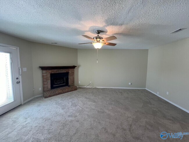 Building Photo - 41 Harborview Ct NE
