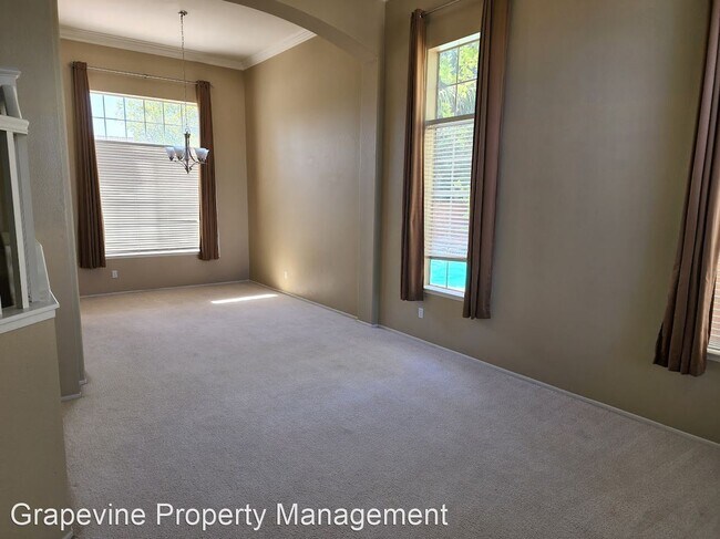 Foto del edificio - 4 br, 3 bath House - 44819 Fern Circle