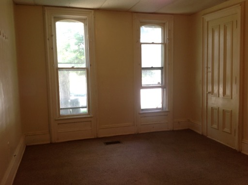 Building Photo - 306 E Lincoln Ave