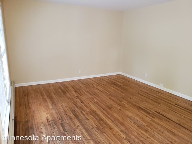 Foto del edificio - 2603 Golden Valley Rd