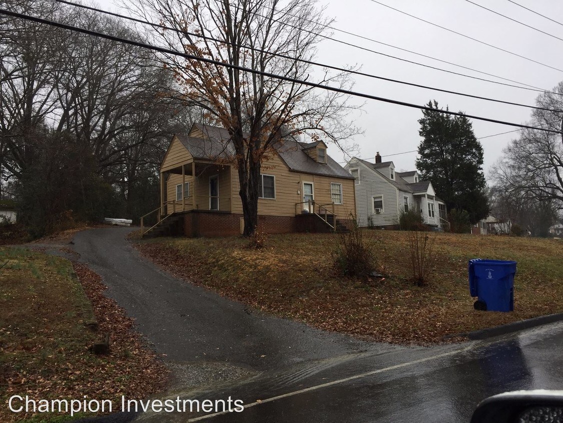 Building Photo - 2 br, 1 bath House - 507 Kings Rd