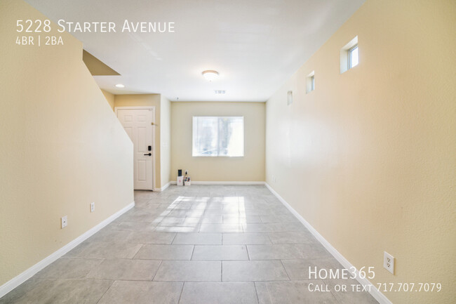 Foto del edificio - Amazing 4 Bedroom 2 Bathroom Home!