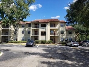 Building Photo - 3036 Parkway Blvd