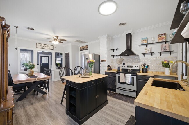 Foto del edificio - 1080 Green St