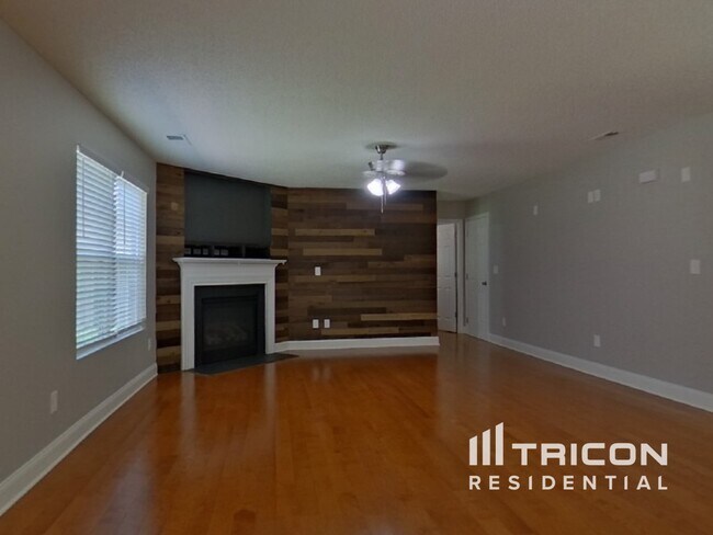 Building Photo - 2203 Ballingarry Dr