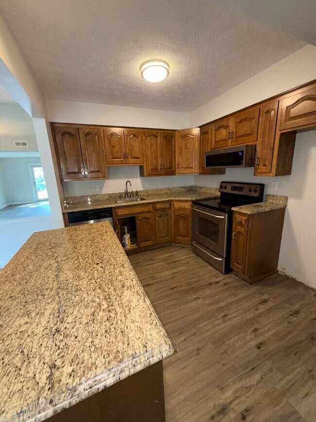 Foto del edificio - 1440 Slade Ave