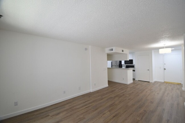 Building Photo - 11030 Hartsook St