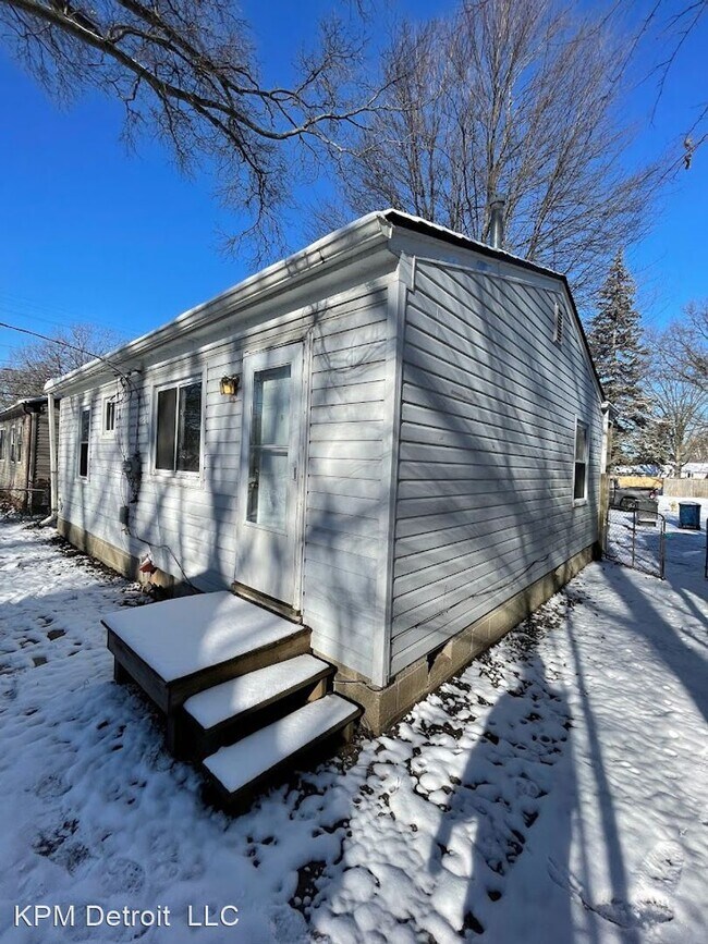 Foto del edificio - 2 br, 1 bath House - 26063 Dartmouth
