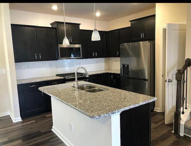 Foto del edificio - 614 Bucknell Way