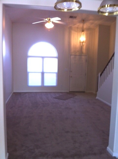 Foto del edificio - Leestown Rd area -Spring Valley 250801