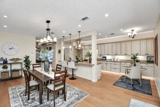 Building Photo - 9632 Bayou Brook St