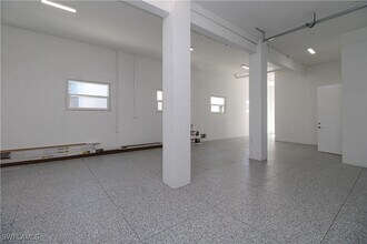 Building Photo - 4879 Esplanade St