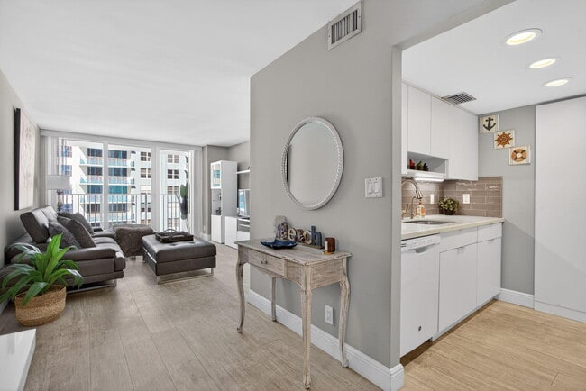 Building Photo - 111 Briny Ave