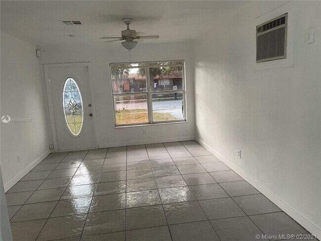 Building Photo - 1766 NW 34th Ave