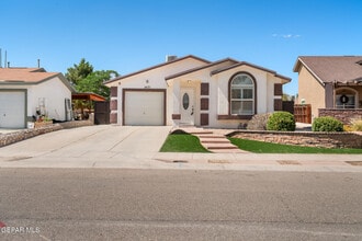Building Photo - 14121 Tierra Halcon Dr