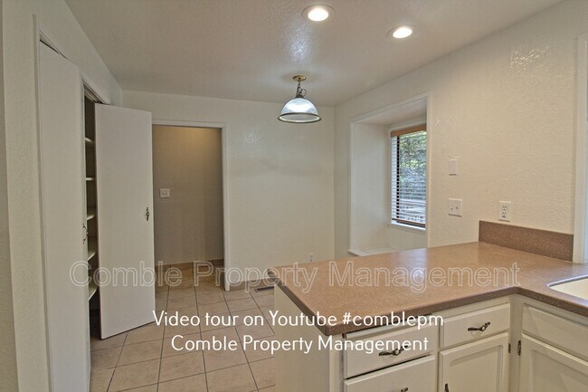 Foto del edificio - 4145 Ames Lake-Carnation Rd NE