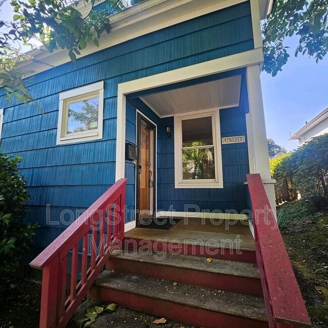 Foto del edificio - 4537 NE 8th Ave