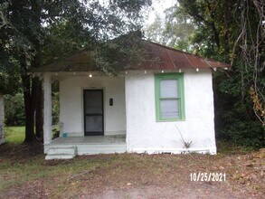Building Photo - 206 Samuel St