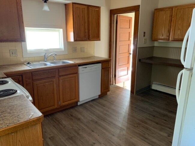 Foto del edificio - 2467 3rd St