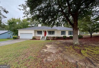 Building Photo - 105 Mockingbird Dr