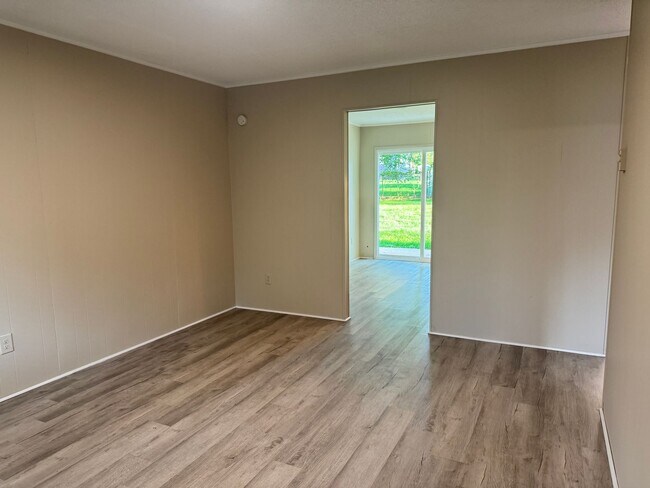 Foto del edificio - Cozy Duplex Unit Available NOW!