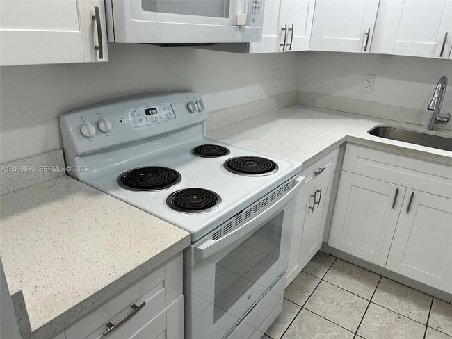 Foto del edificio - 815 SW 30th St