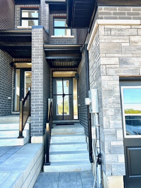 Photo du bâtiment - 72 Gort Ave