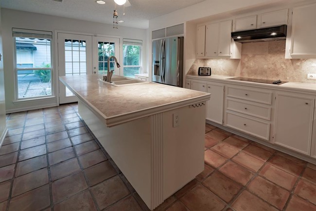 Foto del edificio - 1538 Wood Lodge Dr