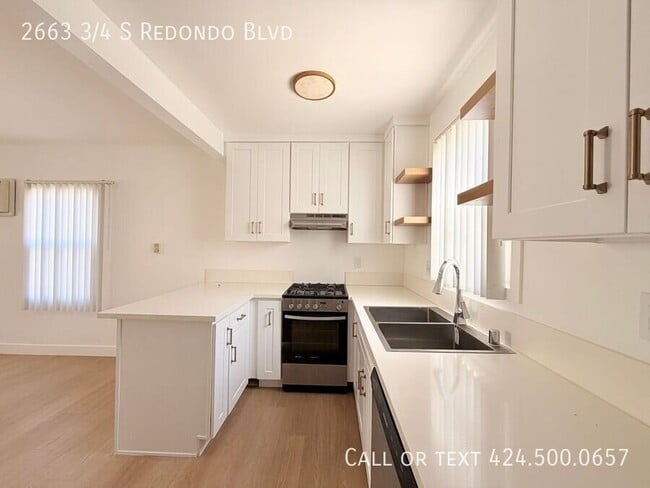 Photo - 2663 3/4 S Redondo Blvd- Apartment