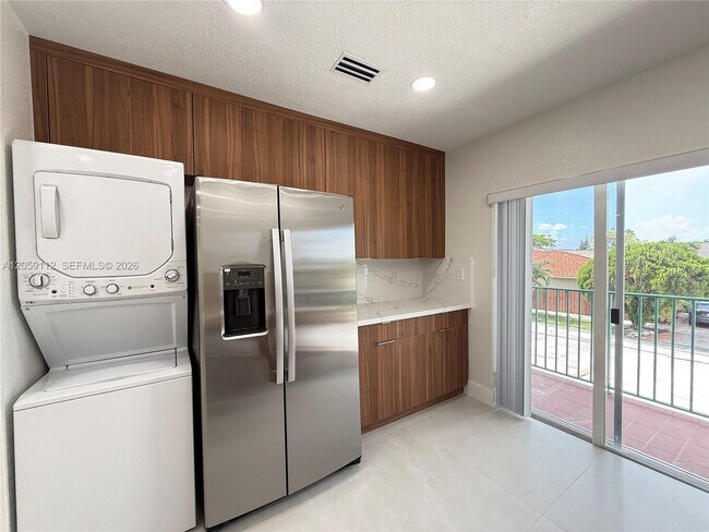 Foto del edificio - 3514 W 76th St