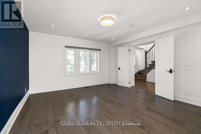 Building Photo - 26 Traymore Crescent