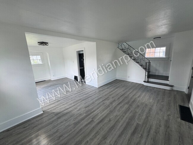 Foto del edificio - 4430 Buell Dr
