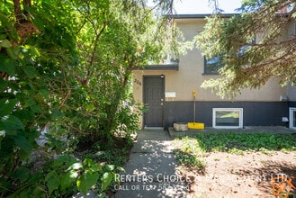 Building Photo - 306-3067 7 Ave S