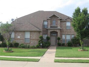 Building Photo - 2616 Quail Hollow Dr
