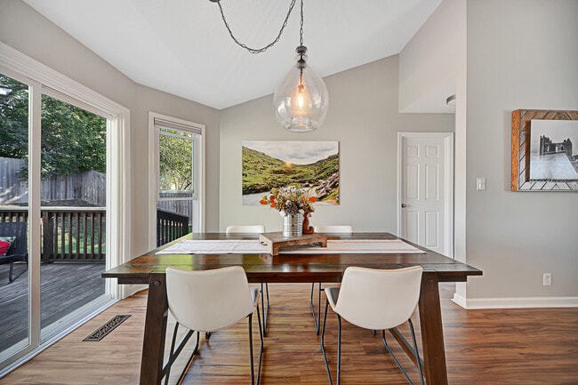 Dining Room - 638 Copperfield Dr