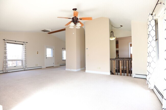 Foto del edificio - 3 bed, 1.5 bath house
