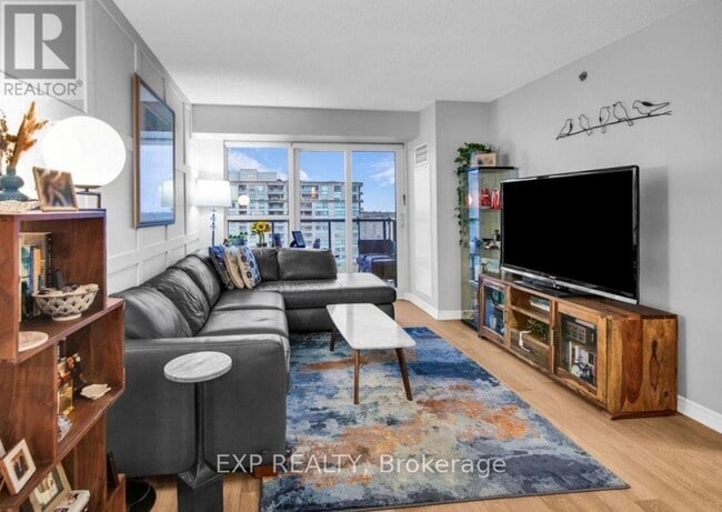 Building Photo - 35 Saranac Blvd