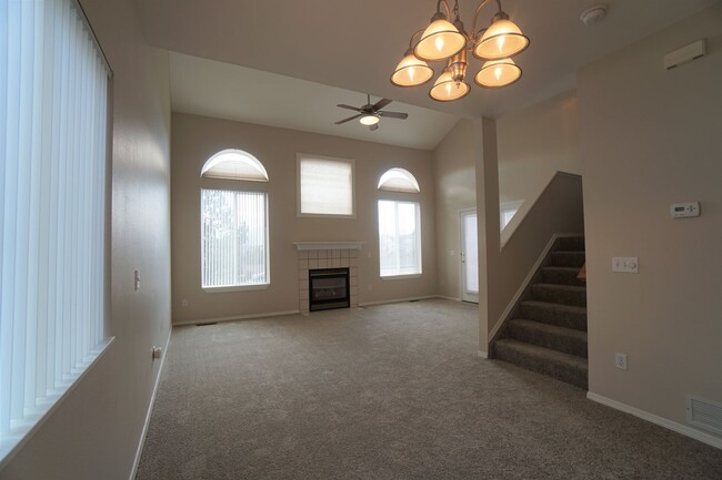 Building Photo - 3430 MacGregor Dr