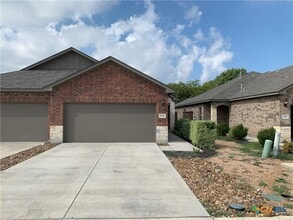 Building Photo - 1211 FM306