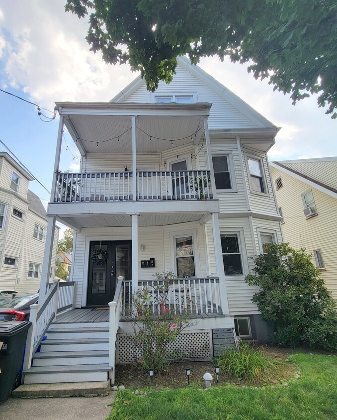 133 Beekman St Unit 3, Bloomfield, NJ 07003 Apartments in Bloomfield