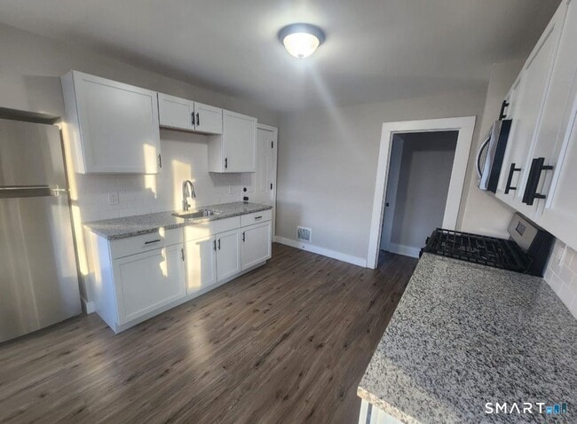 Foto del edificio - 282 Ward St