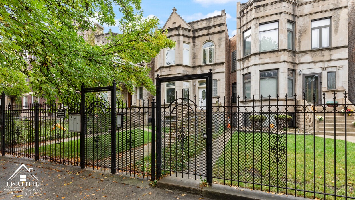 Primary Photo - 6354 S Greenwood Ave