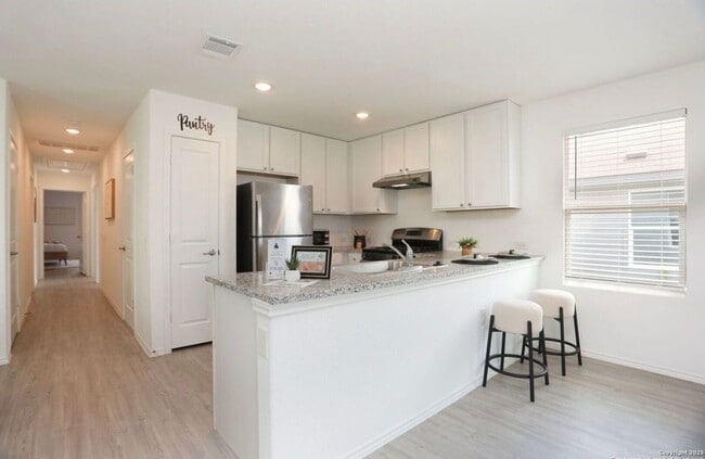 Foto del edificio - 9454 Tarbutton Trl