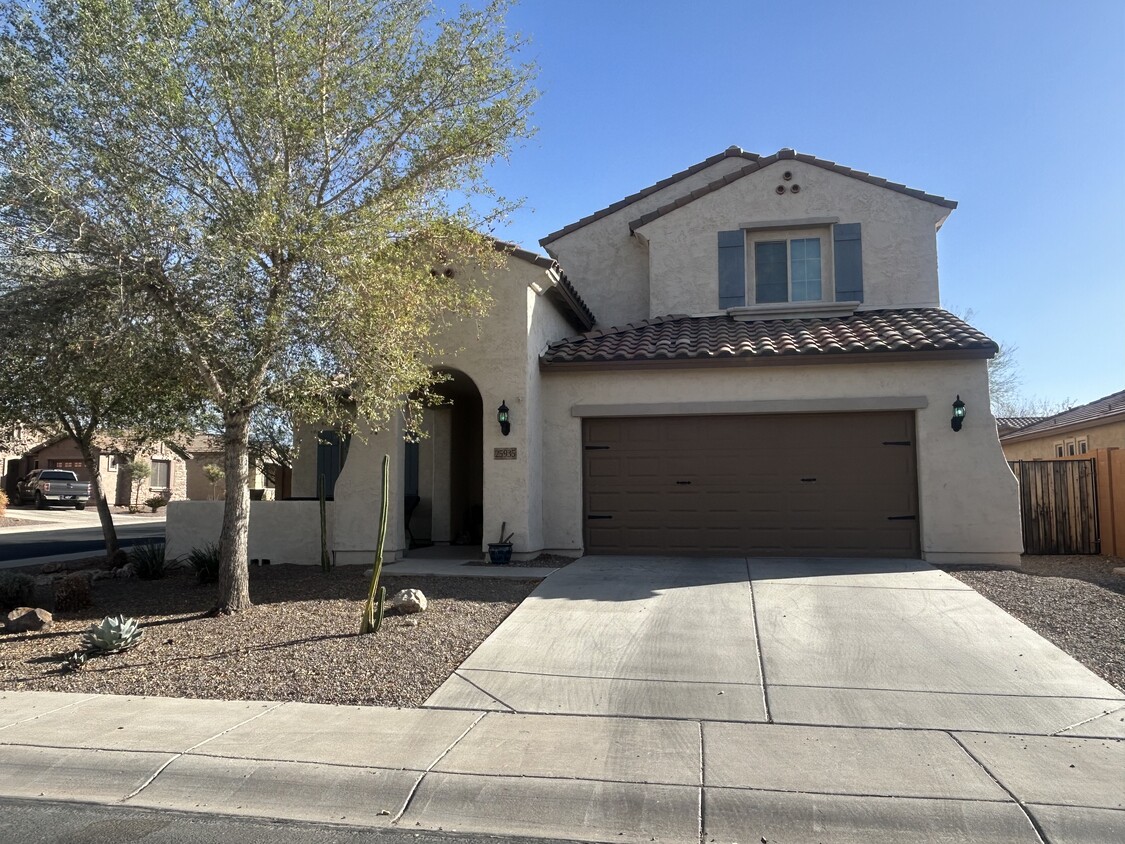 Foto principal - 25935 W Tonopah Dr