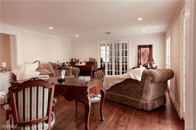 Foto del edificio - 3 br, 3 bath House - 5044 Biloxi Ave