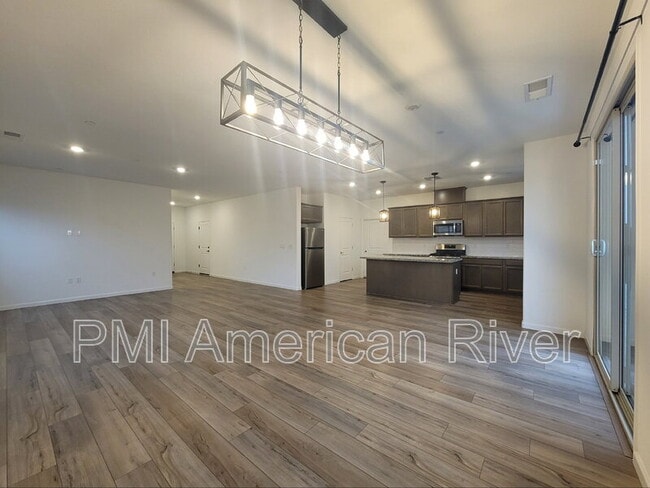 Foto del edificio - 4033 Haflinger Wy