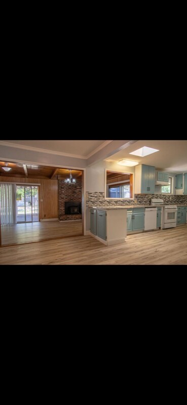 Building Photo - 1725 W Mendocino Ave