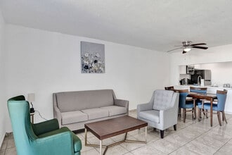 Building Photo - 777 NW 155th Ln